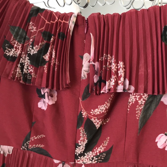 NWOT Keepsake Last Dance ruffle offshoulder dress - Picture 13 of 15